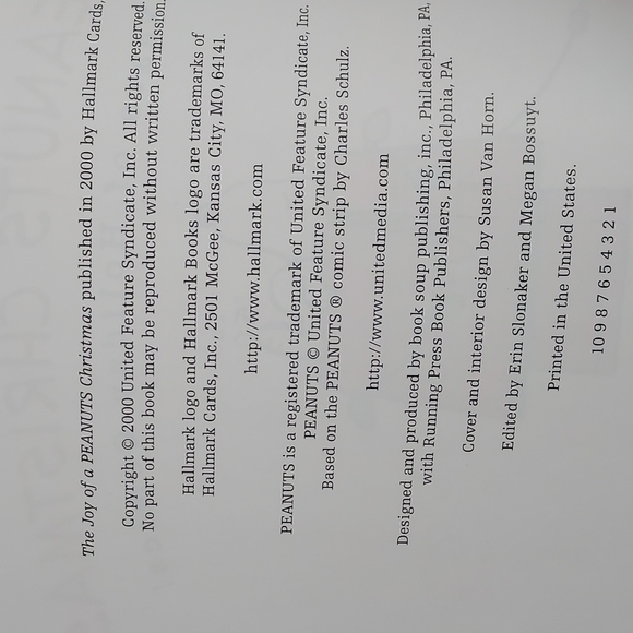 Vintage The Joy Of A Peanuts Christmas 50yrs of Holiday Comics Book 120 pages - Picture 2 of 11